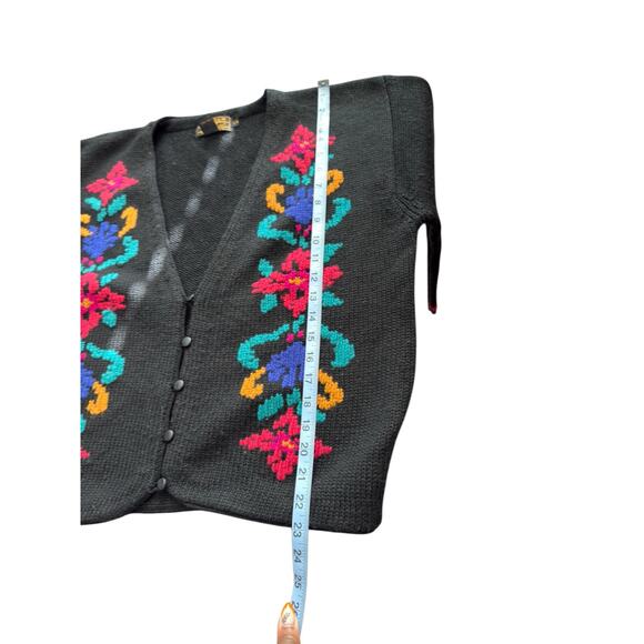 Eddie Bauer Women's Knit Crochet Floral Cardigan VTG Black Wool Button Up Large - Picture 12 of 12